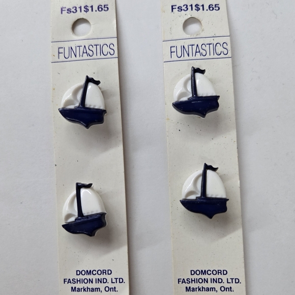 Vintage Novelty Kids Buttons Sewing Lot Bundle Trains Baseball Car Sailboat - Picture 4 of 10